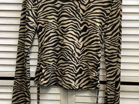 Top Long Sleeve By Clothes Mentor In Zebra Print, Size: M Online Hot Sale