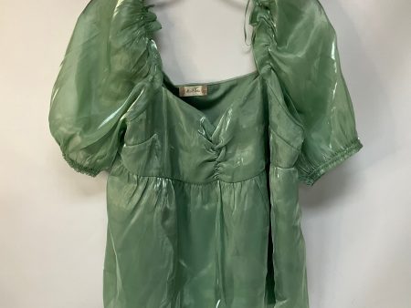 Top Short Sleeve By Altard State In Green, Size: L on Sale