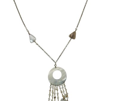 Necklace Lariat & Y-Drop By Clothes Mentor In Cream Hot on Sale