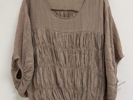 Top Short Sleeve By Easel In Brown, Size: M For Sale