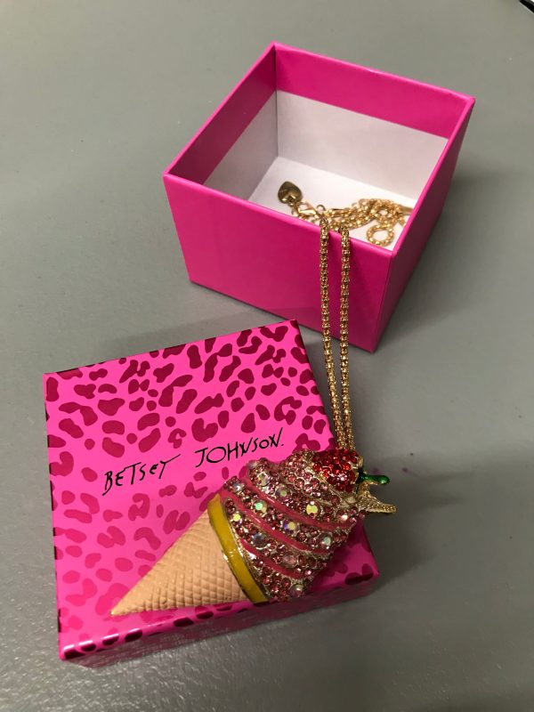 Necklace Pendant By Betsey Johnson Fashion