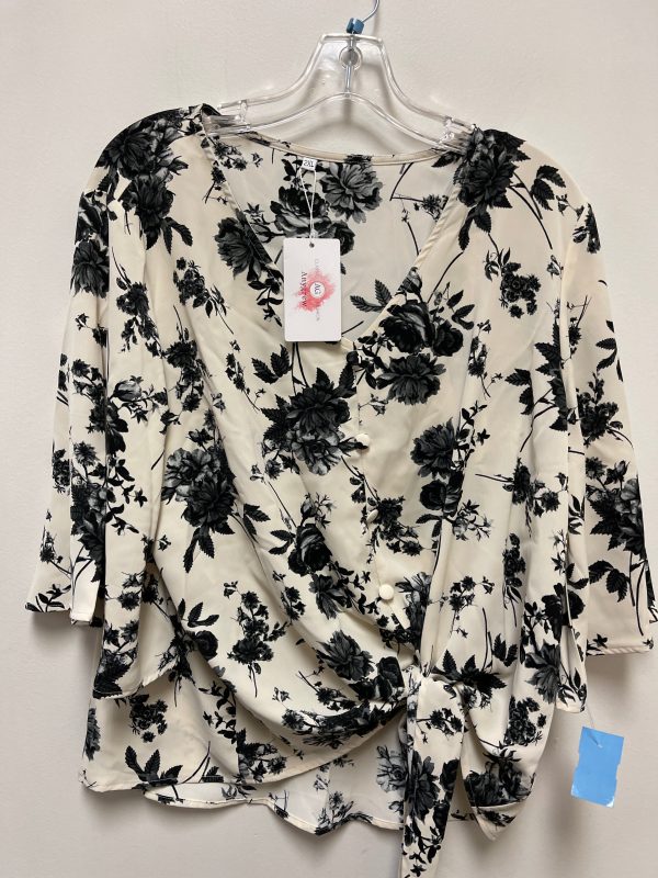 Top Short Sleeve By Clothes Mentor In Floral Print, Size: 2x Cheap