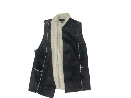 Vest Faux Fur & Sherpa By Fifteen Twenty In Black & Cream, Size:Xs Online Sale