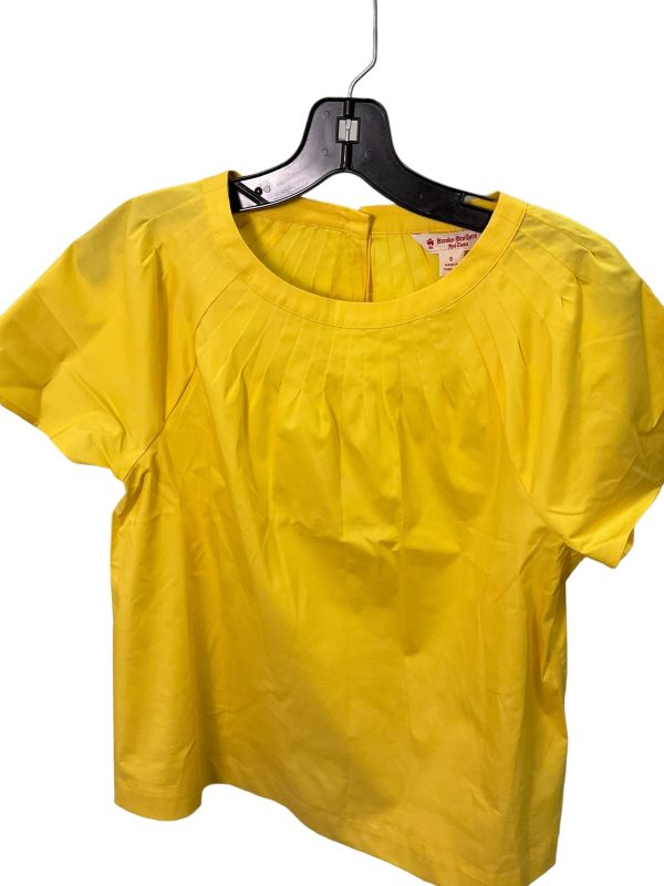 Top Short Sleeve By Brooks Brothers In Yellow, Size: S Sale