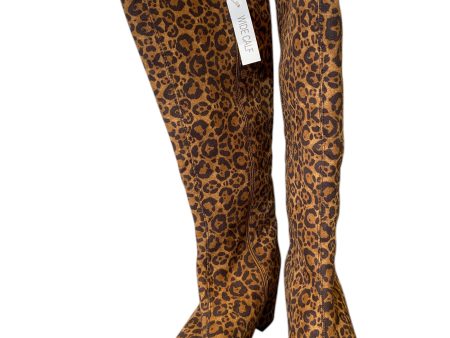 Boots Knee Heels By Clothes Mentor In Animal Print, Size: 10 Cheap