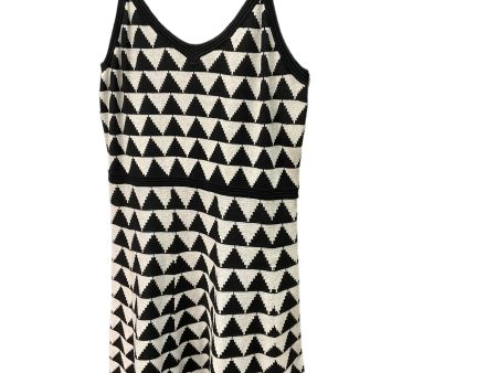 Black White Dress Casual Short Trina Turk, Size L on Sale